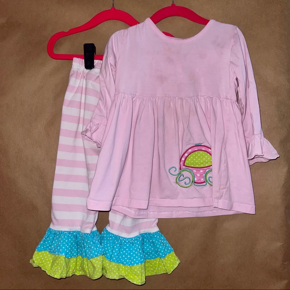 💗5 for $25 Pants set Carriage Appliqué Sz 3